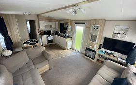 Holiday Park Caravan Fluffy In Harts Holiday Park